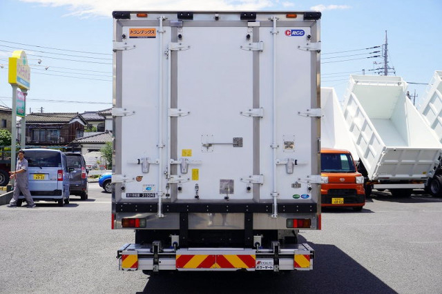 いすゞ エルフ 小型 冷蔵冷凍バン 2PG-NPR88AN(106622) 4枚目