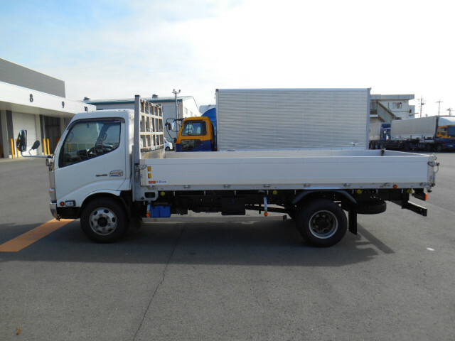 日野 デュトロ 中型 Translation missing: ja.item.body_keijou_enum.body_keijou_almi_block SKG-XZU650M(8314) 4枚目