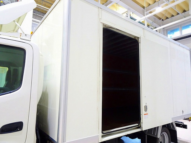トヨタ トヨエース 小型 バン 2RG-XZU710(109720) 32枚目