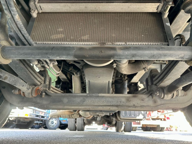 三菱ふそう ファイター 増トン 冷蔵冷凍バン QKG-FK65FZ(78549) 17枚目