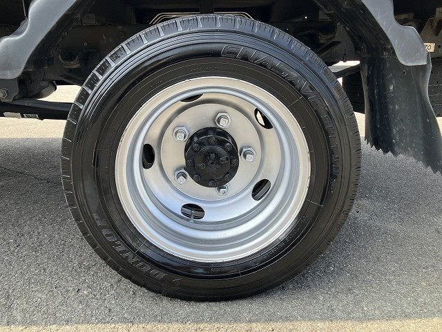 いすゞ エルフ 小型 平ボディ TRG-NLR85AR(110205) 28枚目