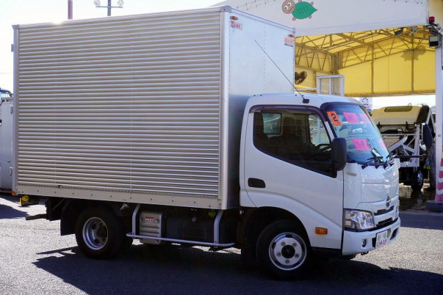 日野 デュトロ 小型 バン 2RG-XZC605M(113337) 6枚目