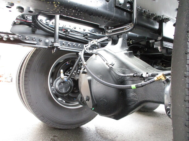 日野 プロフィア 大型 ミキサー車 2PG-FS1AGA(9570) 9枚目