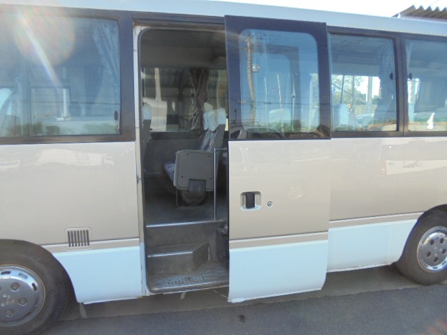 日産自動車 シビリアン 中型 バス KK-BHW41(9743) 26枚目