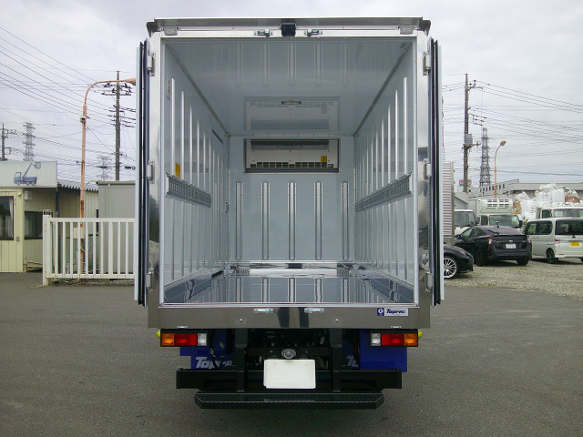 三菱ふそう キャンター 小型 冷蔵冷凍バン 2RG-FBAVO(108486) 11枚目