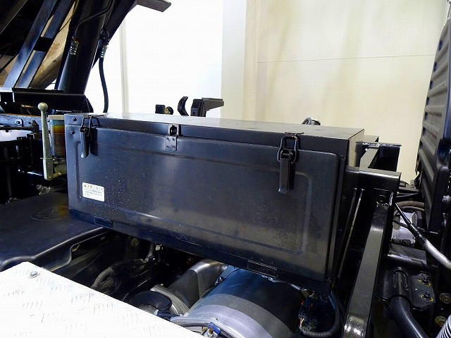 日野 プロフィア 大型 土砂ダンプ 2DG-FS1EGA(112543) 46枚目