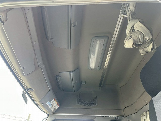 日野 プロフィア 大型 トラクタ LKG-SH1EDAG(109392) 24枚目