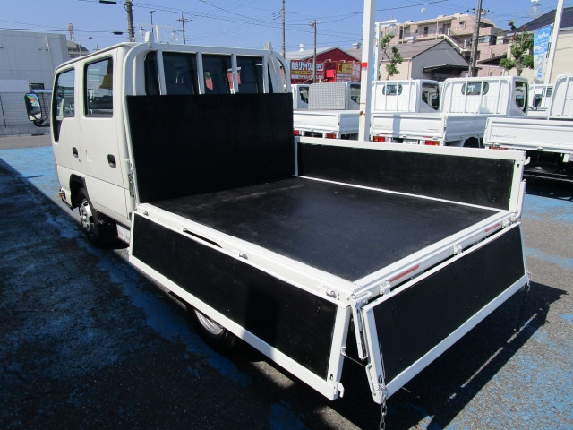 いすゞ エルフ 小型 Wキャブ TPG-NJR85A(109813) 16枚目