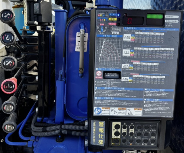 三菱ふそう ファイター 中型 平ボディ（クレーン付） 2KG-FK61F(85777) 13枚目