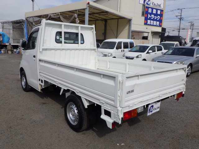 トヨタ ライトエース 小型 平ボディ DBF-S402U(100331) 2枚目