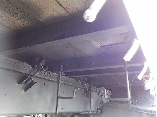いすゞ ギガ 大型 平ボディ PJ-CYJ51W6(8495) 30枚目