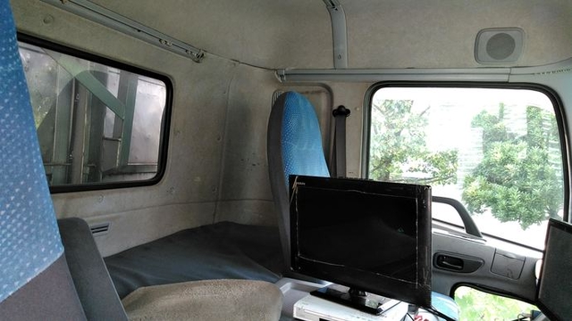 UDトラックス（日産） クオン 大型 平ボディ PKG-CD4ZA(3574) 21枚目
