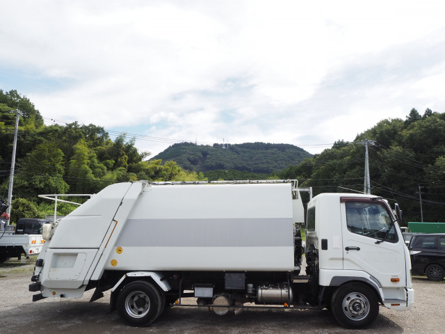 三菱ふそう ファイター 中型 塵芥車（プレス式） TKG-FK71F(110939) 6枚目