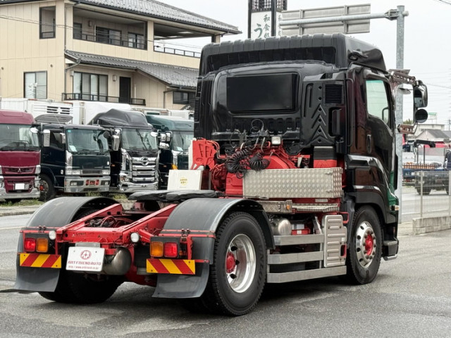 いすゞ ギガ 大型 トラクタ QKG-EXD52BD(112080) 6枚目