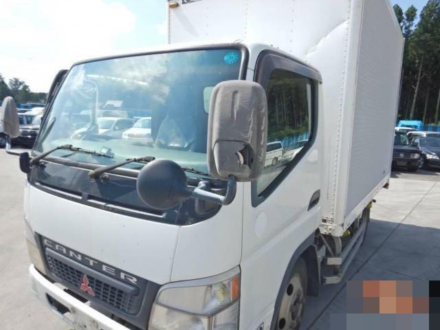 三菱ふそう キャンター 小型 バン KK-FE70CB(8970) 28枚目