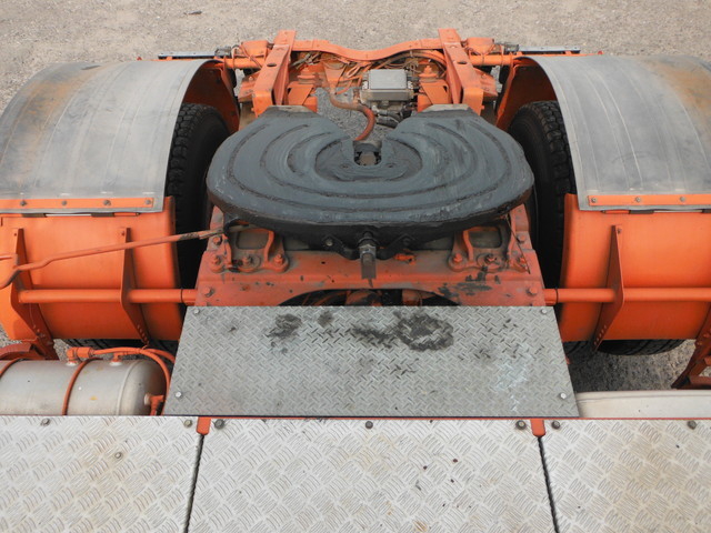 Nissan UD big_thumb Large Tractor KL-CK482BHT(1118) 8枚目