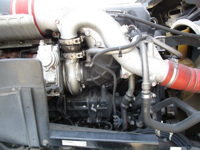 UDトラックス（日産） クオン 大型 トラクタ QPG-GK5XAB(9302) 57枚目