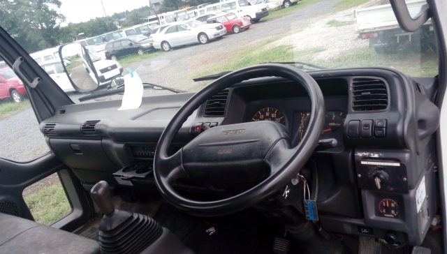 いすゞ フォワード 中型 特装車・その他 KK-NRR35C3(7544) 9枚目
