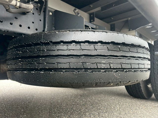 いすゞ エルフ 小型 冷蔵冷凍バン TPG-NLR85AN(110452) 48枚目