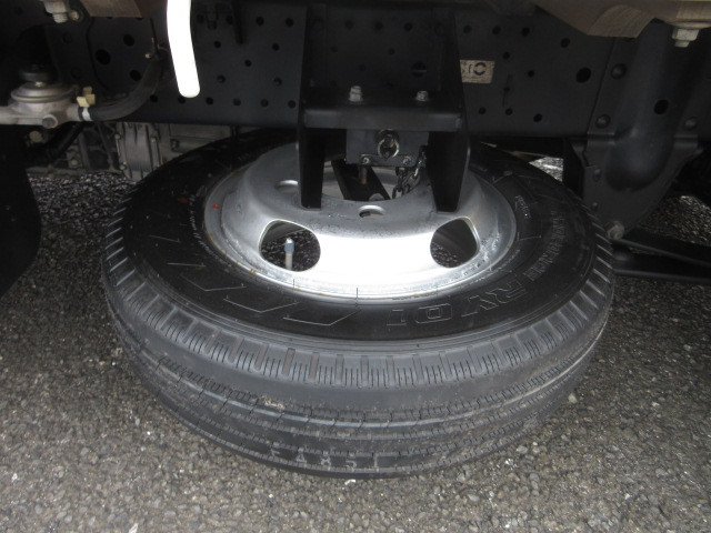 いすゞ エルフ 小型 平ボディ 2RG-NHR88A(109763) 48枚目