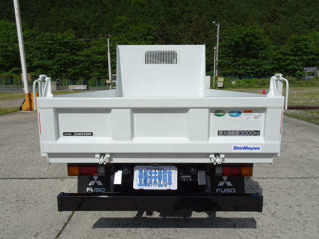 Mitsubishi Fuso canter Small Soil dump 2RG-FDA60(108990) 8枚目