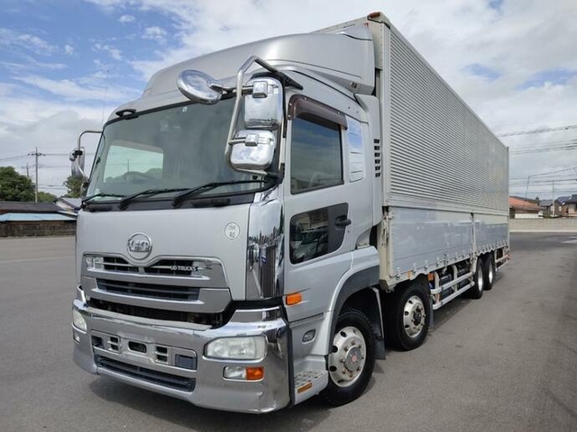 UDトラックス（日産） クオン 大型 ウィング LKG-CG5ZA(12625) 4枚目