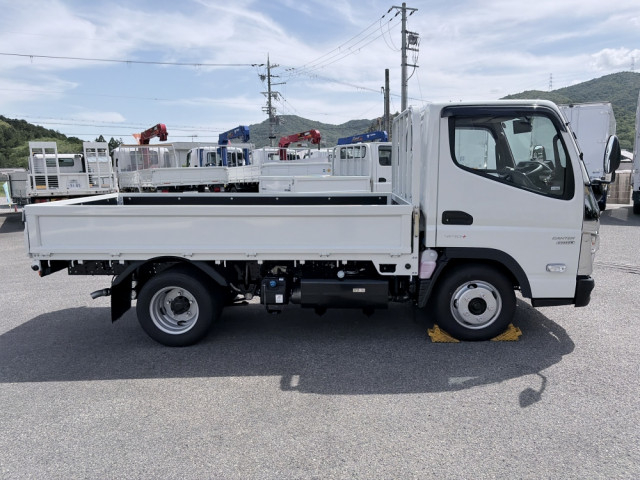 三菱ふそう キャンター 小型 平ボディ 2RG-FBA20(112331) 17枚目