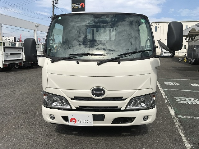 日野 デュトロ 小型 平ボディ 2RG-XZU605M(110178) 2枚目
