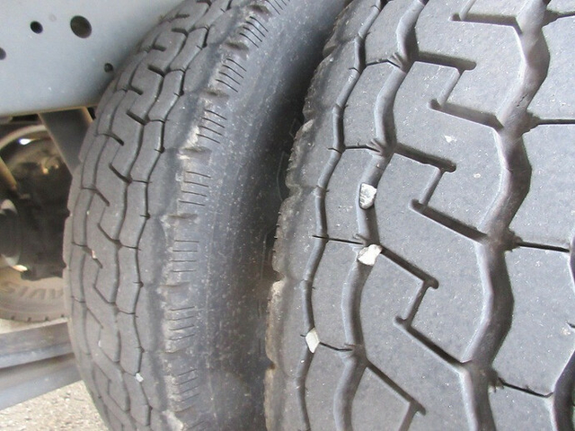 いすゞ エルフ 小型 平ボディ TKG-NJR85A(7691) 24枚目