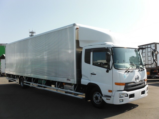 UDトラックス（日産） コンドル 中型 バン TKG-MK38L(8569) 2枚目