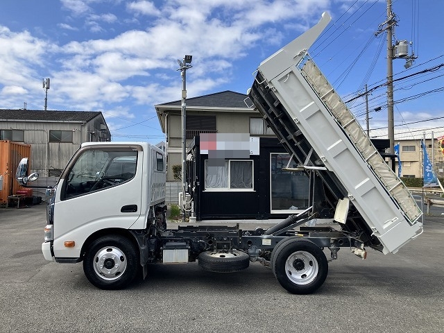 トヨタ ダイナ 小型 土砂ダンプ TKG-XZU620D(102259) 4枚目