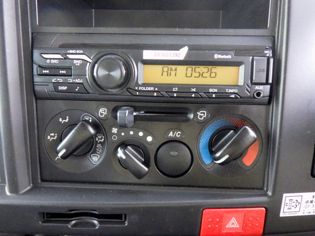 いすゞ エルフ 小型 バン 2RG-NPR88AN(110064) 46枚目