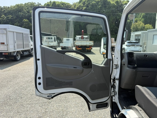 日産自動車 アトラス 小型 平ボディ CBF-SQ2F24(109621) 37枚目