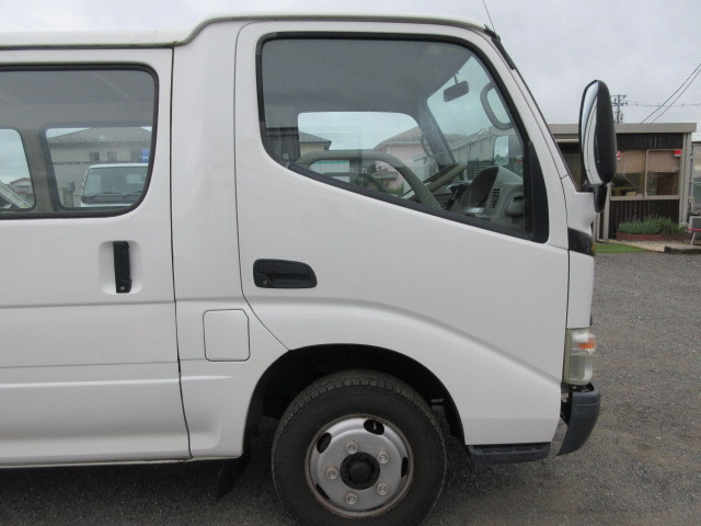 トヨタ ダイナ 小型 バン BDG-XZU508V(109087) 42枚目