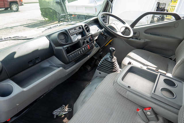 Hino dutro Small Crane equipped trucks TKG-XZU645M(11147) 31枚目