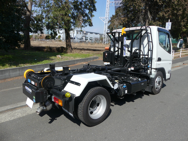 三菱ふそう キャンター 小型 コンテナ専用車 2RG-FBAV0(57236) 9枚目