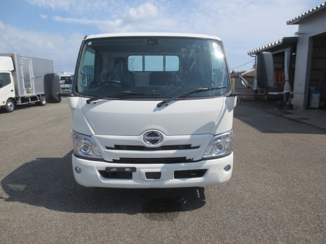 日野 デュトロ 小型 平ボディ 2RG-XZU710M(109816) 6枚目