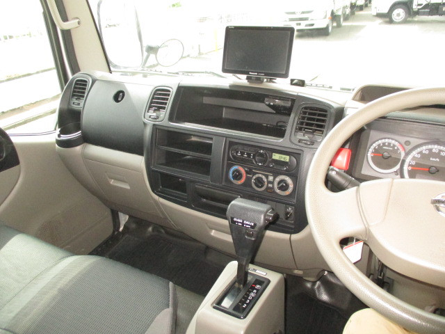 日産自動車 アトラス 小型 平ボディ CBF-SQ2F24(105956) 10枚目