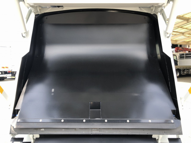三菱ふそう キャンター 小型 塵芥車（プレス式） 2RG-FEAV0(108252) 16枚目