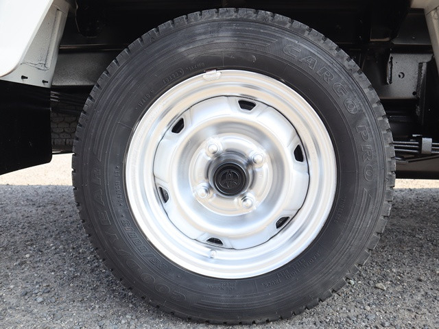 トヨタ ライトエース 小型 平ボディ GK-KM70(109215) 29枚目