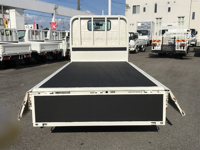 トヨタ ダイナ 小型 平ボディ 2RG-XZC605(111789) 12枚目