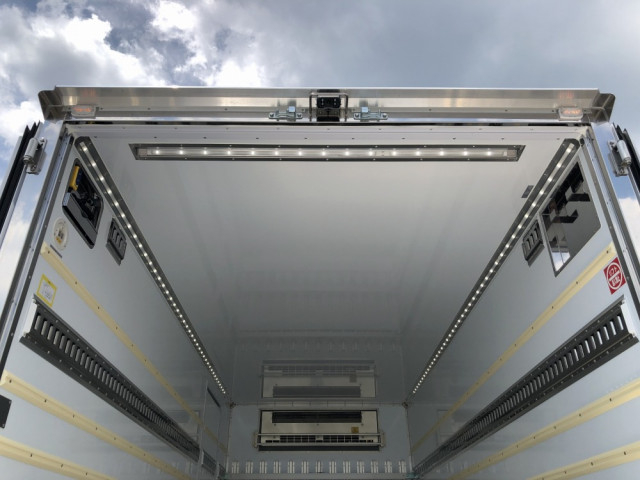 Mitsubishi Fuso canter Small Freezer box_body 2RG-FEB80(108889) 21枚目