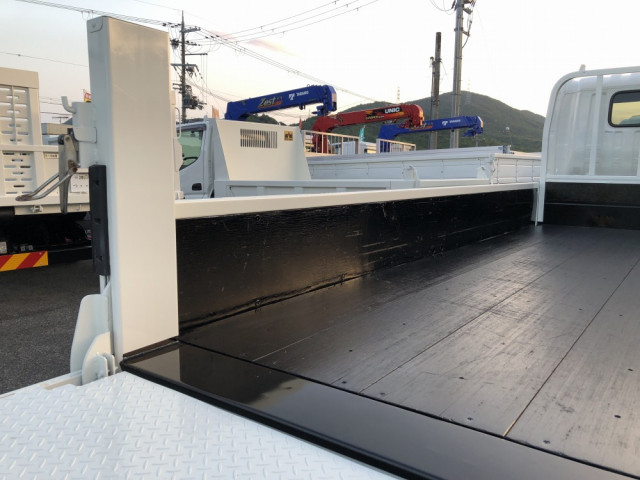 トヨタ ダイナ 小型 平ボディ 2RG-XZU710(109975) 14枚目