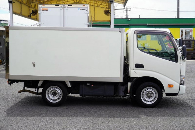 トヨタ ダイナ 小型 冷蔵冷凍バン QDF-KDY221(111772) 5枚目