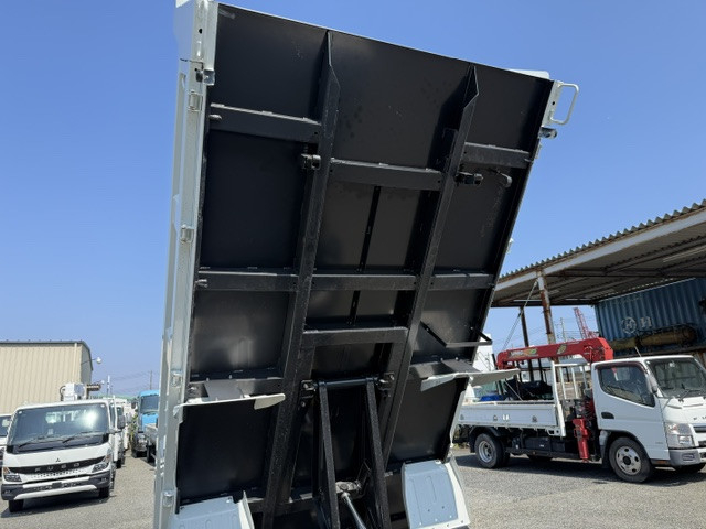 三菱ふそう キャンター 小型 土砂ダンプ 2RG-FBA60(108422) 16枚目