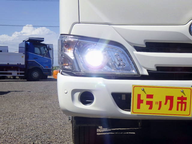 日野 デュトロ 小型 冷蔵冷凍バン 2RG-XZC605M(110078) 50枚目