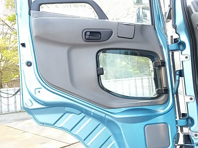 UDトラックス（日産） クオン 大型 土砂ダンプ ADG-CW4XL(9323) 26枚目