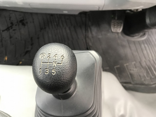日野 デュトロ 小型 平ボディ 2RG-XZU605M(111805) 42枚目