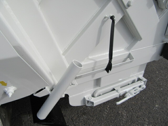 日野 デュトロ 小型 塵芥車（プレス式） TKG-XZU600X(8797) 26枚目