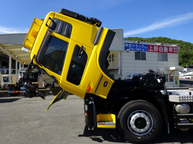 UDトラックス（日産） クオン 大型 トラクタ QKG-GK6XAB(110301) 25枚目